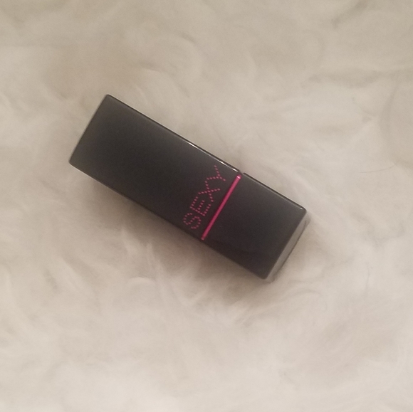 Victoria VS VERY SEXY Perfect Lipstick in DUSK